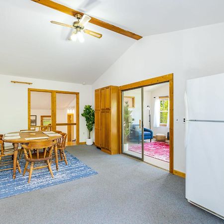 River Access Cabin With Hot Tub, Fire Pit, & Wifi! Morton Grove Екстер'єр фото
